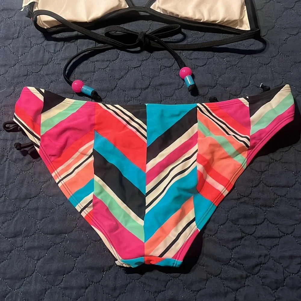 Roxy Swim Halter Bikini - Picture 5 of 10